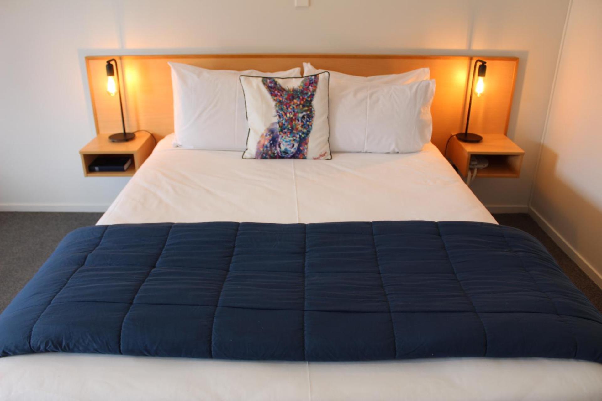 Asure Kaimai View Motel กาติกาติ ภายนอก รูปภาพ